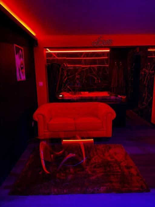 Love Room Passion Saint-Hilaire-de-Talmont Exterior photo